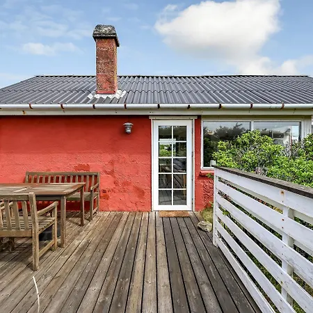 Taet Pa Vesterhavet Sj858 Harboør